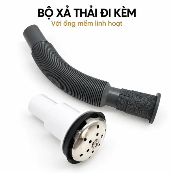 Ống thoát mềm màu xám và cụm rốn xả có nắp che inox đi kèm Eurolife EL-BT221.