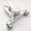 Mặt sau củ sen nóng lạnh Eurolife EL-TUL 01 cho thấy chân kết nối chắc chắn, thân Inox SUS 304 xước mờ và thiết kế phù hợp lắp đặt phòng tắm.