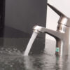 Đầu vòi tạo bọt của vòi lavabo nóng lạnh Eurolife EL-1502 giúp dòng nước chảy êm, hạn chế văng bắn khi rửa tay, rửa mặt và sử dụng hằng ngày.