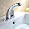 Hình đại diện vòi lavabo cảm ứng Eurolife EL-A100 với thiết kế trắng bạc sáng bóng, thân vòi cong mềm mại, phù hợp chậu lavabo hiện đại.