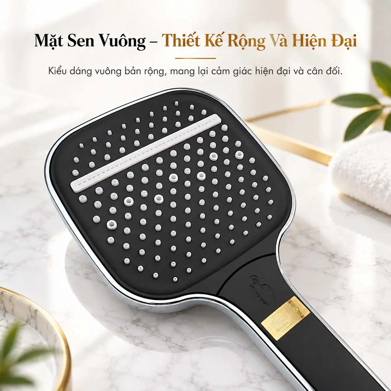 Mặt sen vuông 130 x 130 mm của Eurolife EL-128SH-T với hệ thống đầu phun và khe phun thác nước