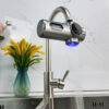 Máy lọc nước Eurolife EL-LS-A15 lắp thực tế trên vòi nước, có màn hình LED và đèn UV hỗ trợ khử khuẩn tại đầu ra.