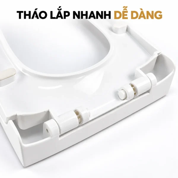 Cận cảnh cụm bản lề và các đầu nút nhấn ở mặt dưới phía sau nắp bồn cầu Eurolife EL-PS216.