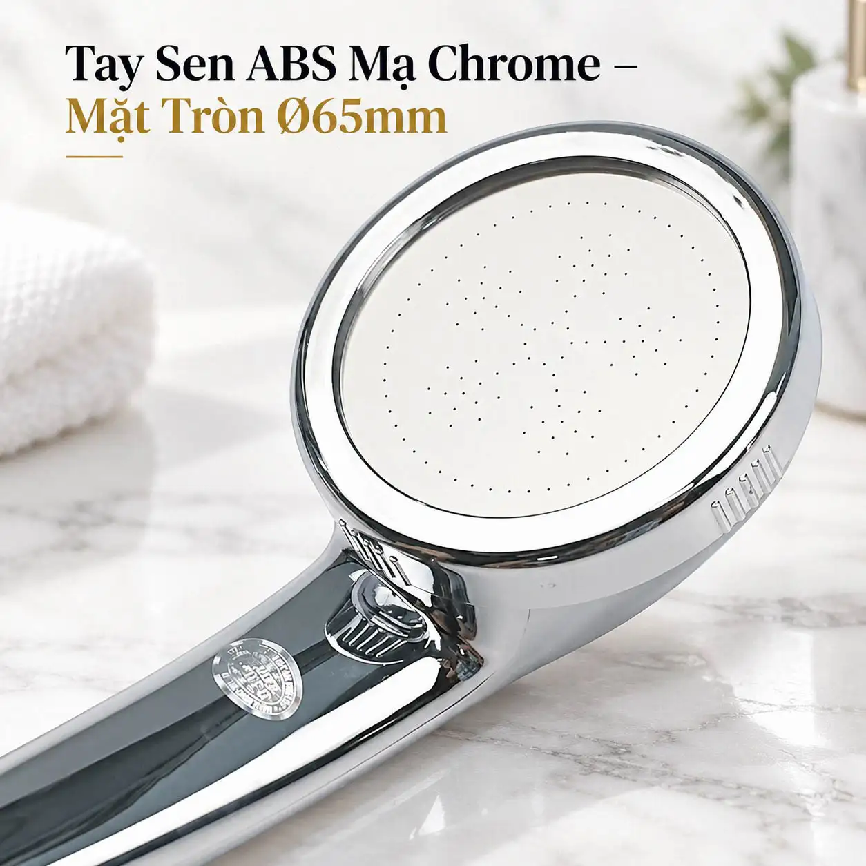 Cận cảnh tay sen Eurolife EL-H112 bằng ABS mạ Chrome với mặt sen tròn đường kính 65mm