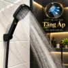 Tay sen Eurolife EL-127SH-D phun nước trong phòng tắm minh họa thiết kế hỗ trợ tăng áp cho nguồn nước yếu