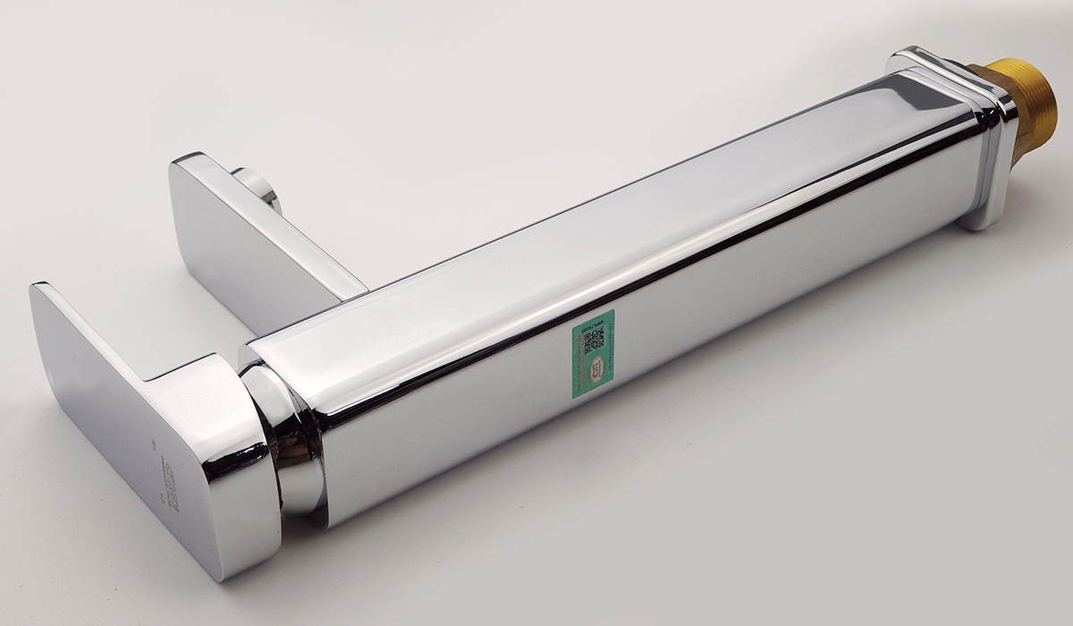 Vòi lavabo nóng lạnh Eurolife EL-D21 thân vuông mạ Chrome, có tem nhận diện chính hãng, phù hợp khách hàng cần mẫu vòi cao 30cm cho chậu lavabo dương bàn.