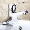 Vòi lavabo nóng lạnh 2 chân Eurolife EL-IRIS 03 lắp thực tế trên chậu lavabo, giúp khách hàng hình dung rõ kiểu dáng, chiều cao vòi và trải nghiệm sử dụng trong phòng tắm.