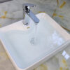 Vòi lavabo Eurolife EL-8002 có đầu tạo bọt giúp dòng nước êm hơn, hạn chế văng bắn khi rửa tay, rửa mặt và sử dụng hằng ngày.
