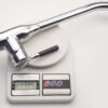 Vòi rửa chén Eurolife EL-KM04 có trọng lượng thực tế 1385g, thân Đồng H61 chắc chắn, mang lại cảm giác đầm tay và ổn định khi lắp đặt trong bếp.