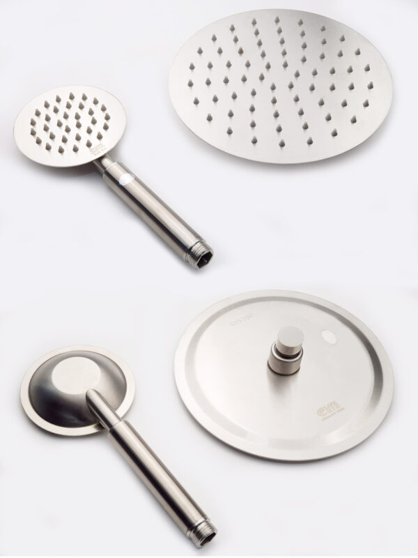Hình ảnh bát sen tròn và tay sen của sen cây Eurolife EL-S909, chất liệu Inox SUS 304, bề mặt xước mờ, thiết kế đầu phun đều nước hỗ trợ trải nghiệm tắm êm và thoải mái.