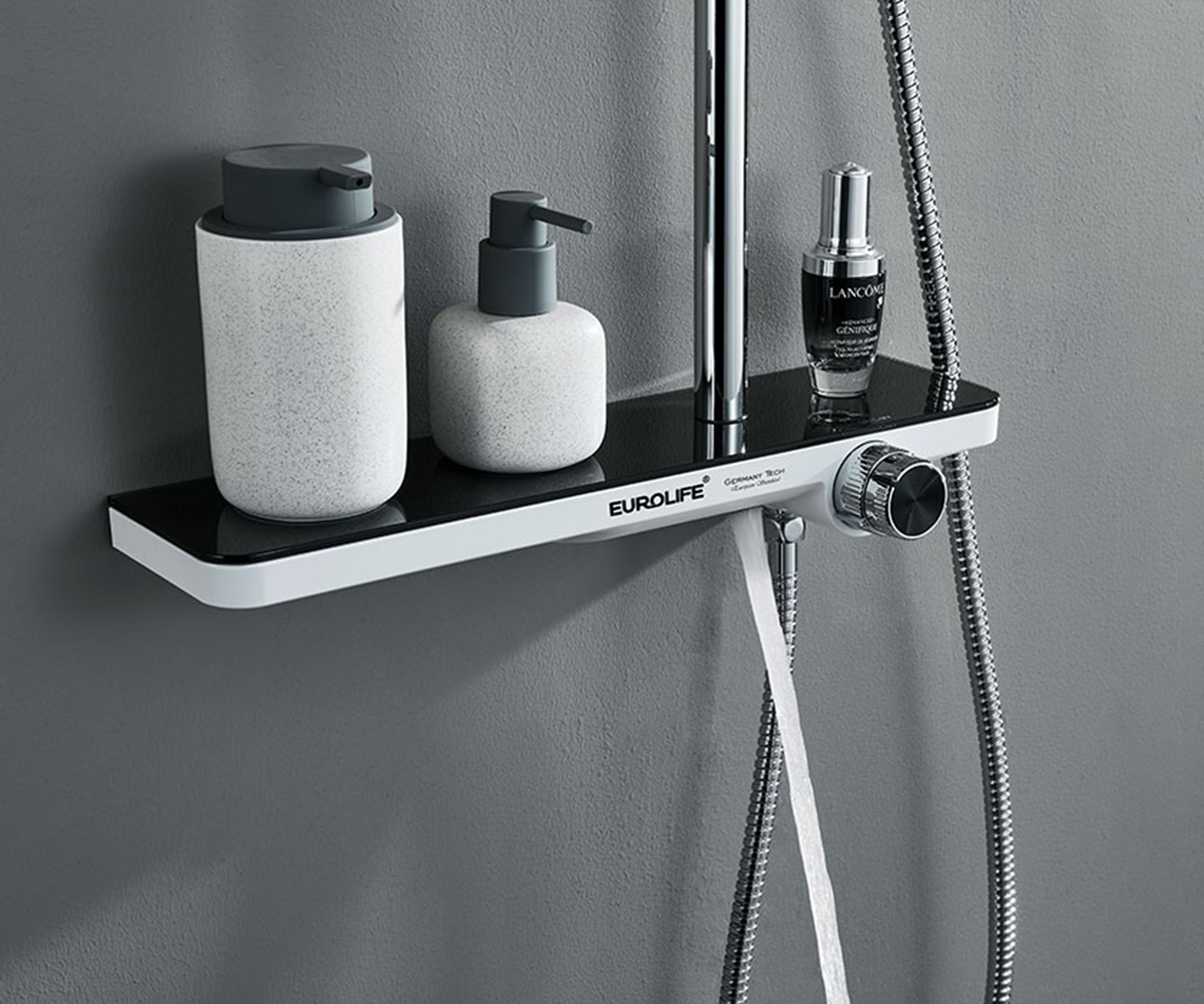 Sen cây Eurolife EL-SC914 có kệ mặt kiếng cường lực tiện dụng, giúp đặt dầu gội, sữa tắm và vật dụng cá nhân gọn gàng khi sử dụng.
