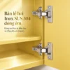 Hai bản lề hơi Inox SUS 304 đóng êm lắp trên cánh tủ lavabo nhôm màu vàng Eurolife BLV-AL21.