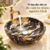 Chậu lavabo đá cuội tự nhiên nguyên khối Eurolife LVB-DTR4040 phối vòi vàng đồng với đường vân đá độc đáo